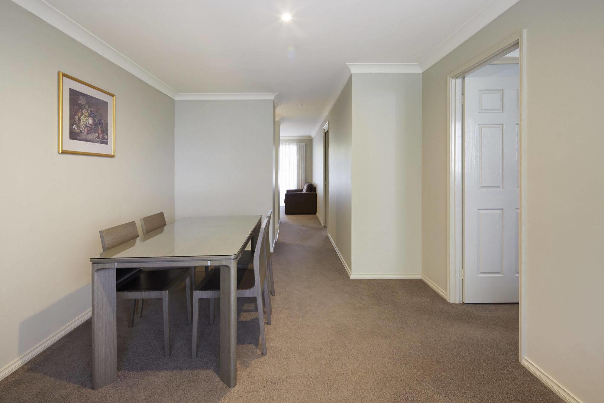 Pinnacle Apartments Kanberra Dış mekan fotoğraf